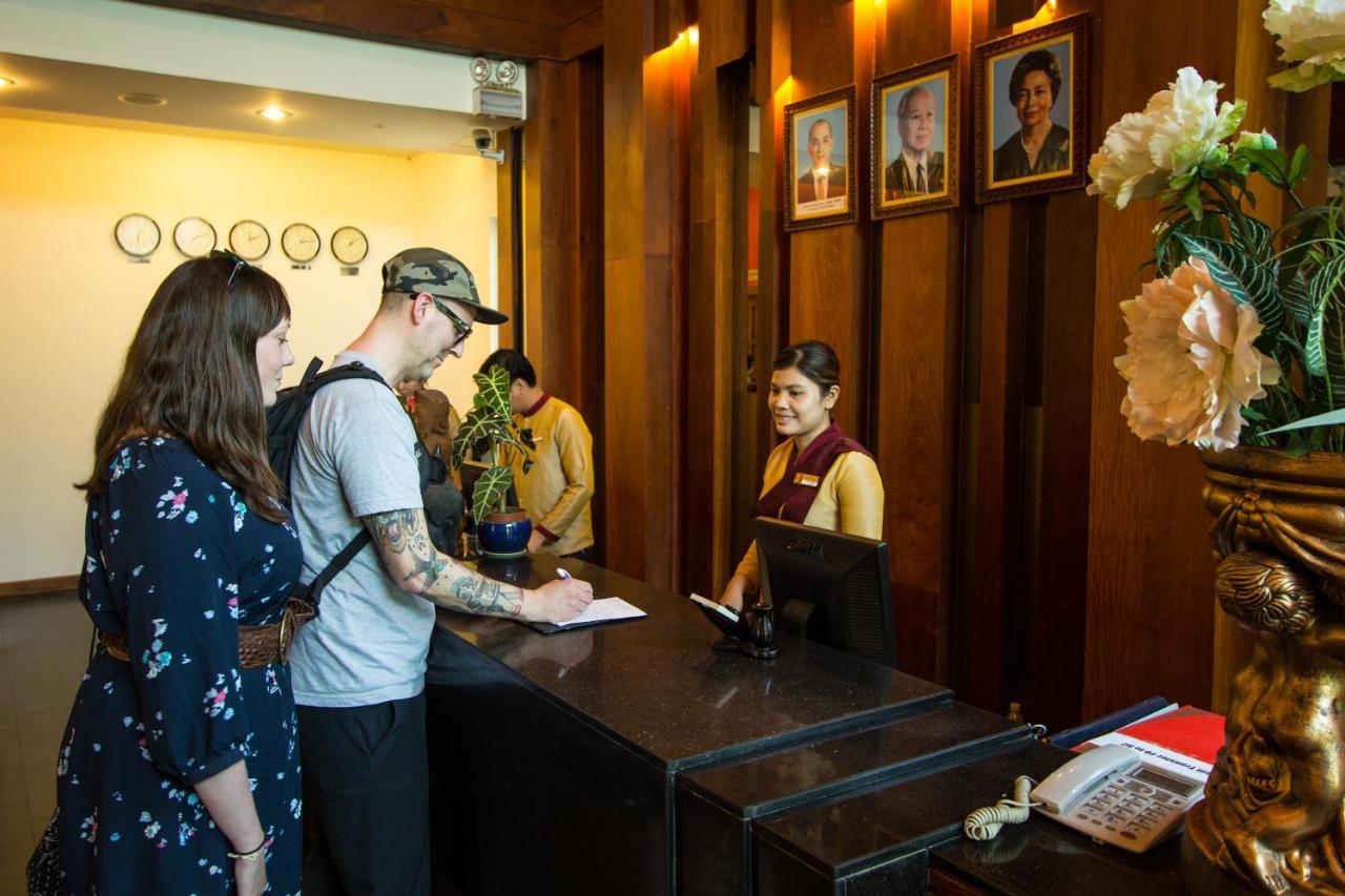Royal Empire Premium Hotel Siem Reap Extérieur photo