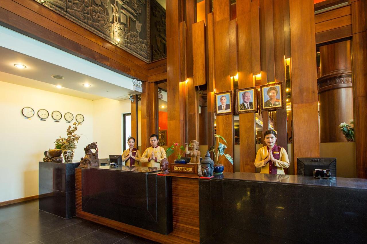 Royal Empire Premium Hotel Siem Reap Extérieur photo