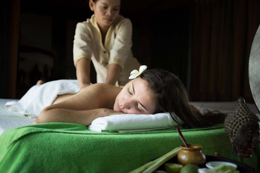 Royal Empire Premium Hotel Siem Reap Extérieur photo