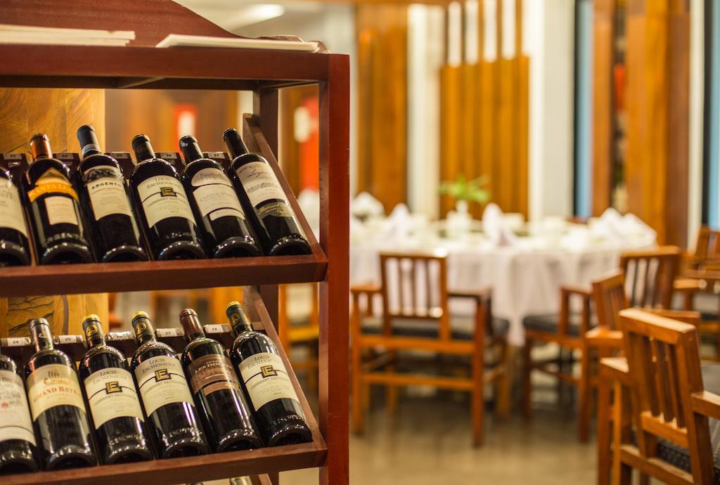 Royal Empire Premium Hotel Siem Reap Extérieur photo