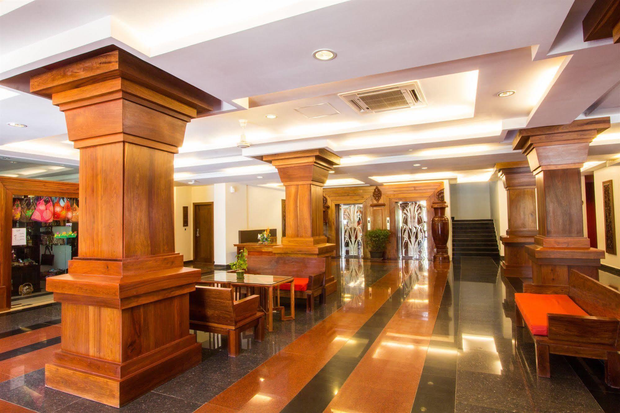 Royal Empire Premium Hotel Siem Reap Extérieur photo