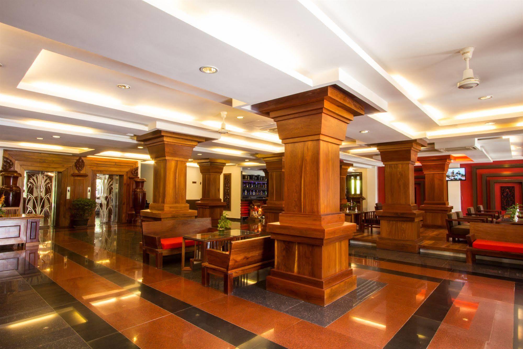 Royal Empire Premium Hotel Siem Reap Extérieur photo